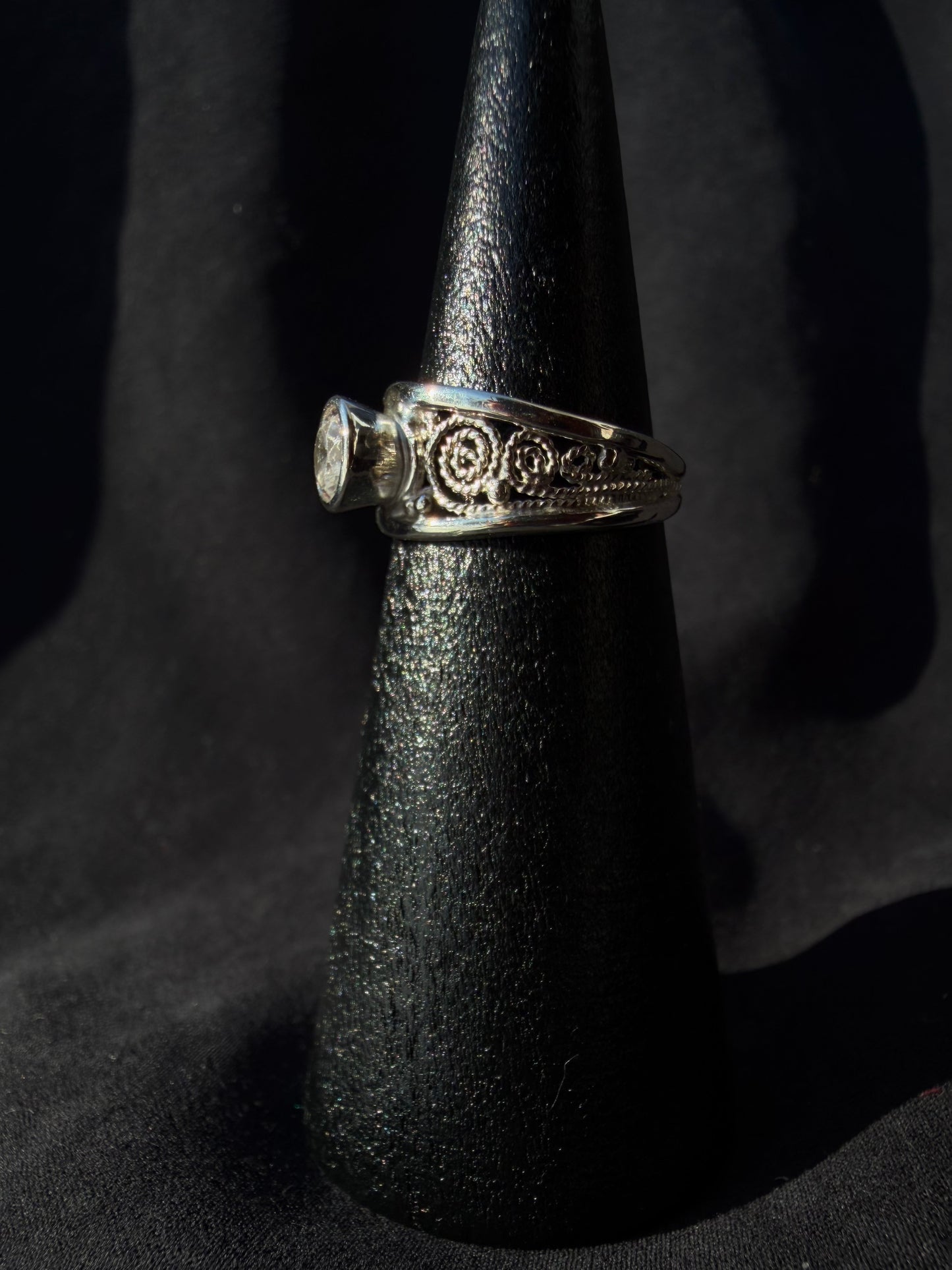 Filigree Collet Ring