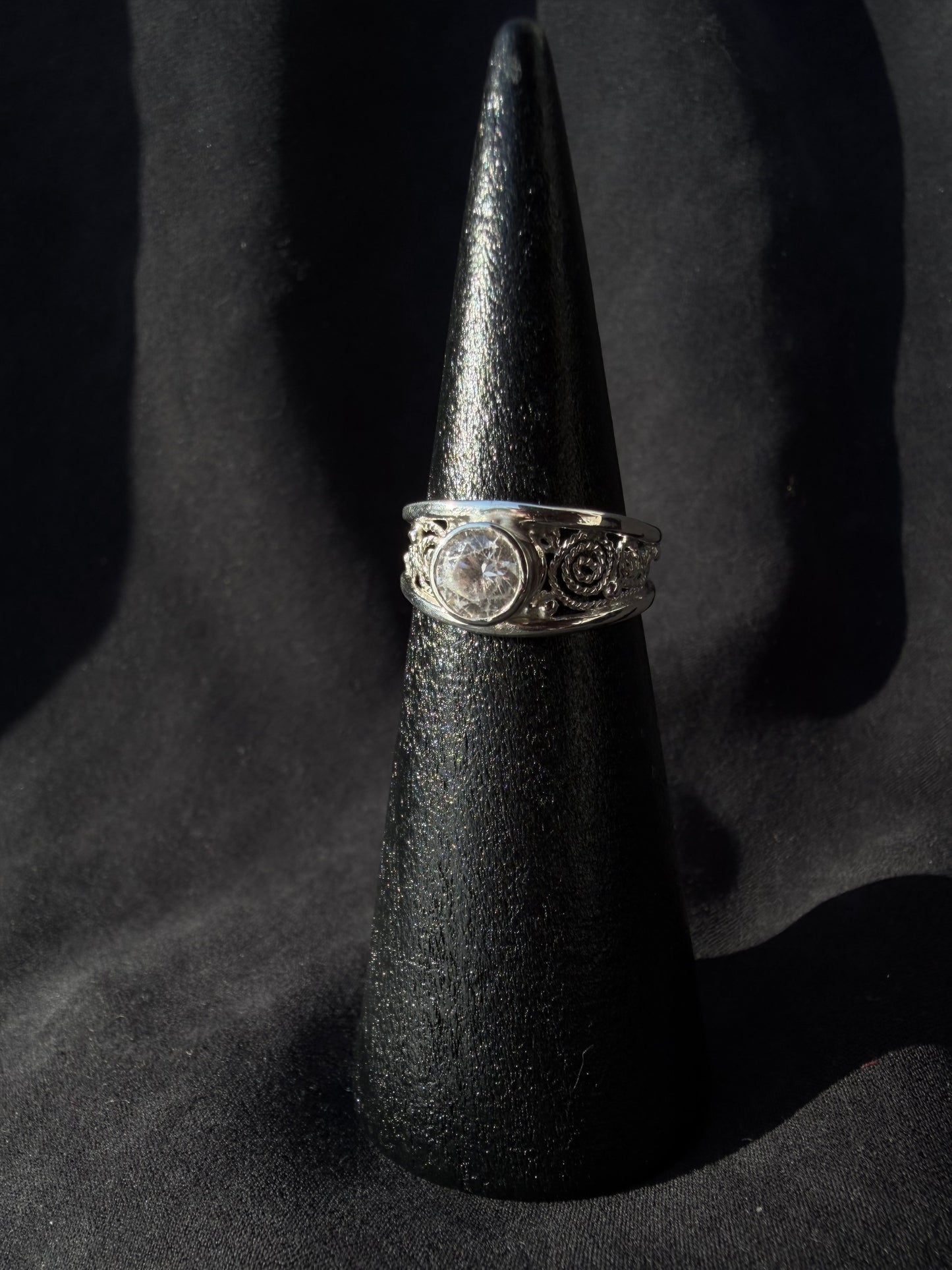 Filigree Collet Ring